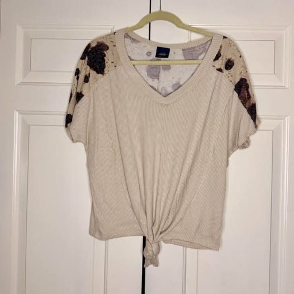 Daytrip Cow Print Tie-Front Western Top Beige Size Large